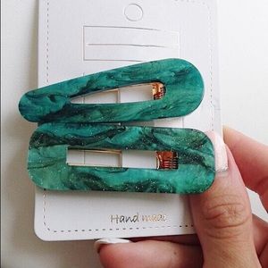 NEW | Green Marble Set of 2 Hair Barrettes